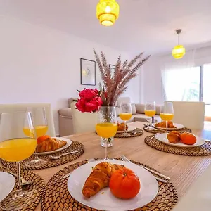 rentaliday-cristianos-penthouse.in-canary-islands.com/
